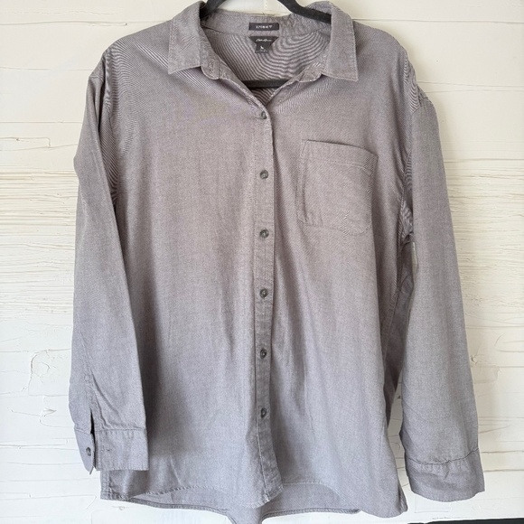 Eddie Bauer L | Boyfriend Fit Oversized Grey Button-Up Shirt - Picture 2 of 6